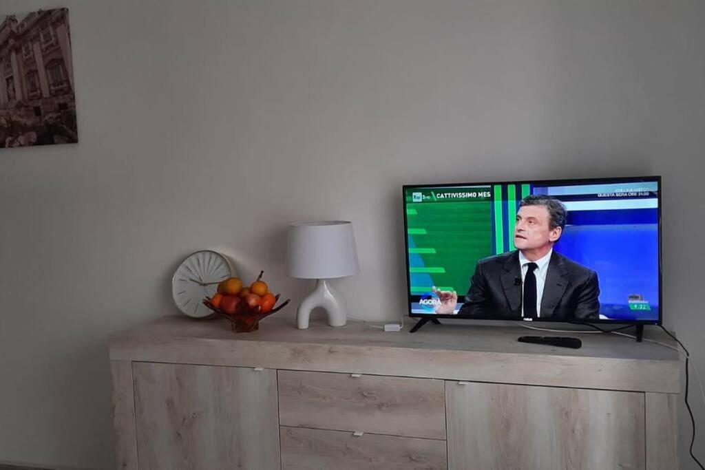 Caterina San Lorenzo 2camere Rome
